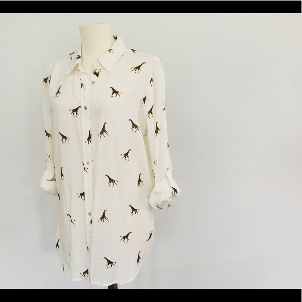 NWT shirt size M